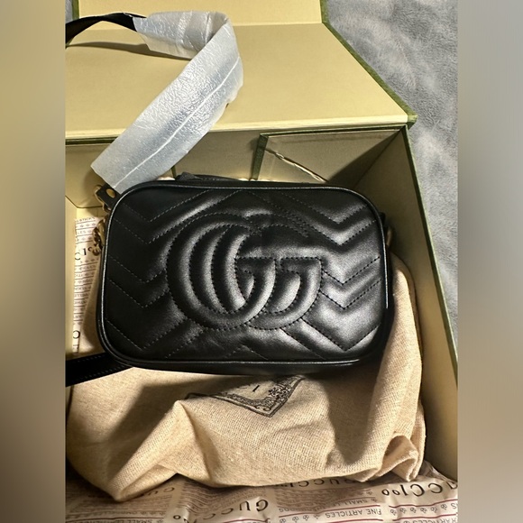 NWT Gucci GG Marmont Mini Shoulder Bag in Box - Picture 2 of 11